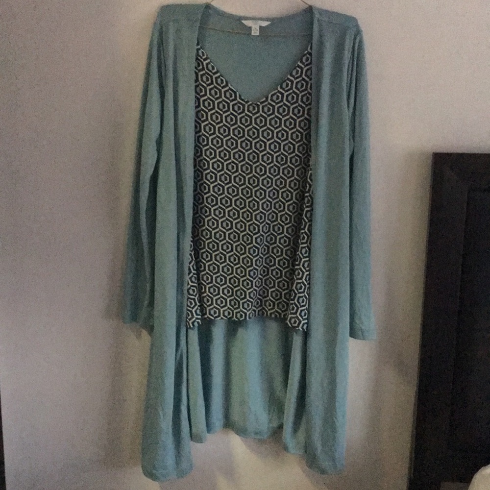 Long sleeve t-shirt